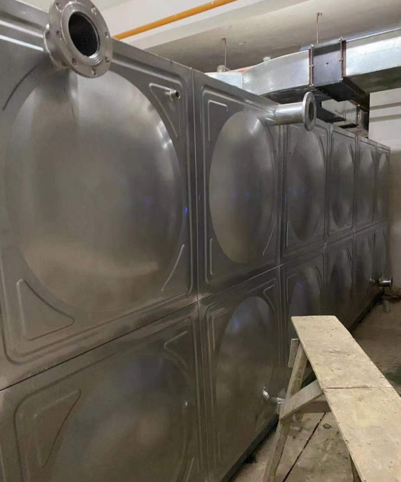 许昌日常维护不锈钢水箱的流程是怎样的